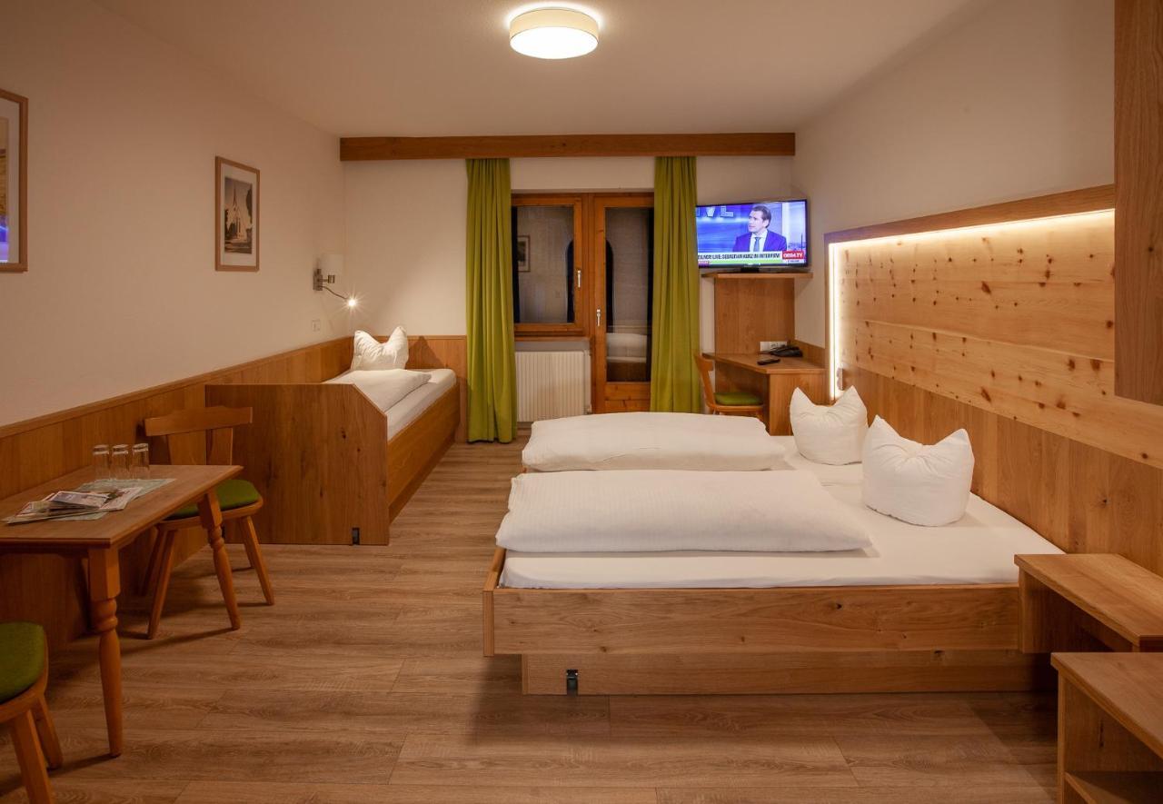 Landgasthof Jagerwirt Volders Екстериор снимка